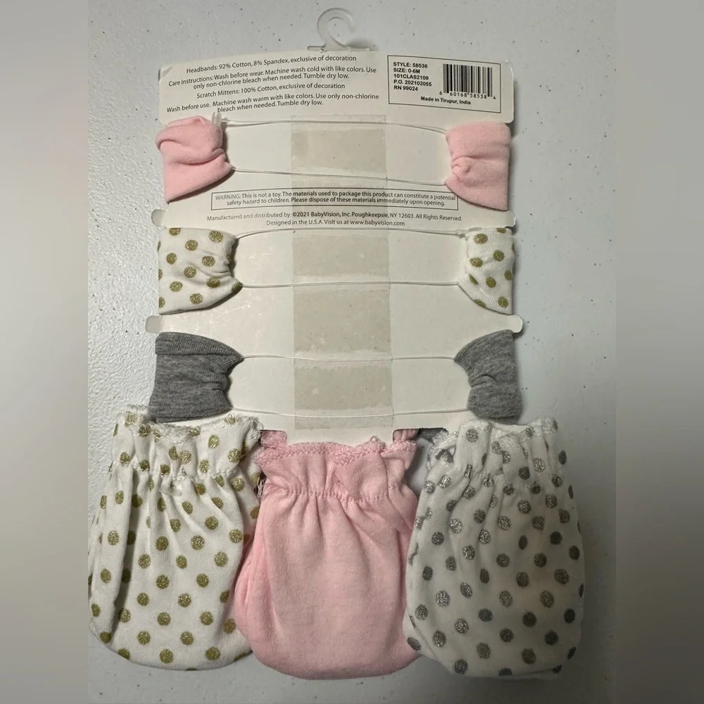 Cutie Pie/Hudson Baby 0-12 mos Socks Mittens and Bows NWT